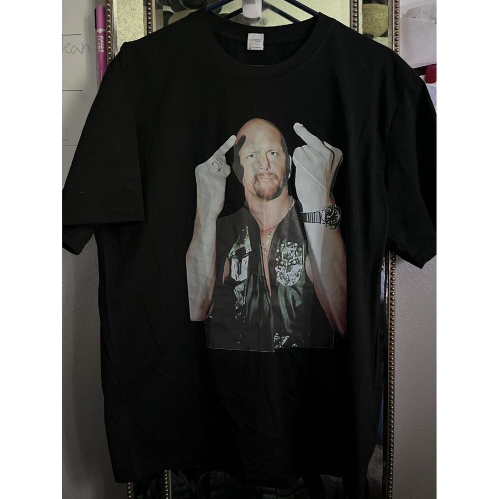 NWOT Stone Cold Steve Austin Middle Finger Graphic Tee XL